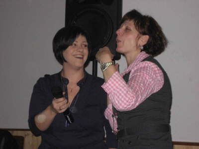 abends in gro�er Runde